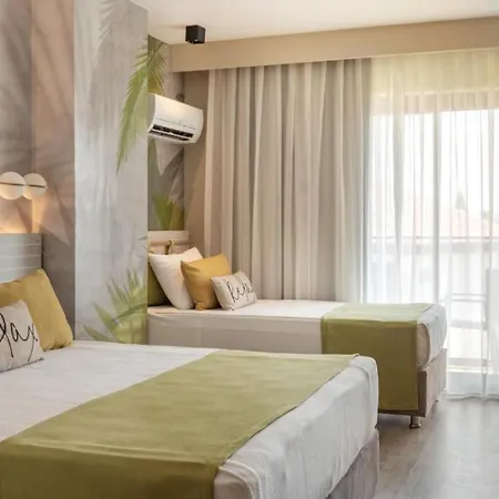 Square Готель Сіде