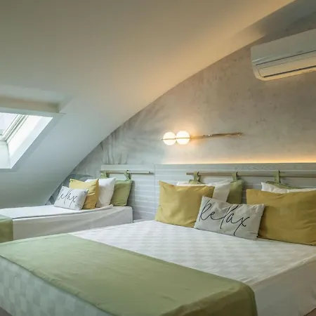 Square Готель Сіде