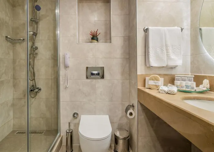 Szálloda Square Side