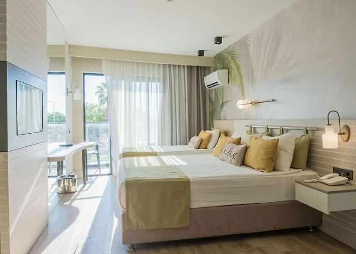 Szálloda Square Side