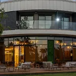 Hotel Square 4*
