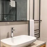 Square Hotel